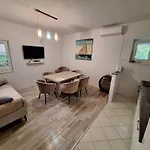 Apartment Kapelica *