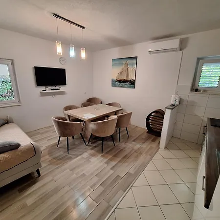 Apartamento Kapelica *