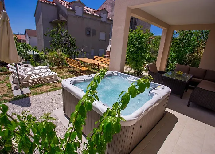 Kapelica Appartement Trogir